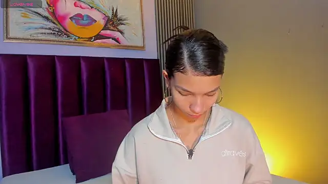 Snapshot of LauraAristizabal chatting on 03.01.26 LauraAristizabal online show from 03.01.26