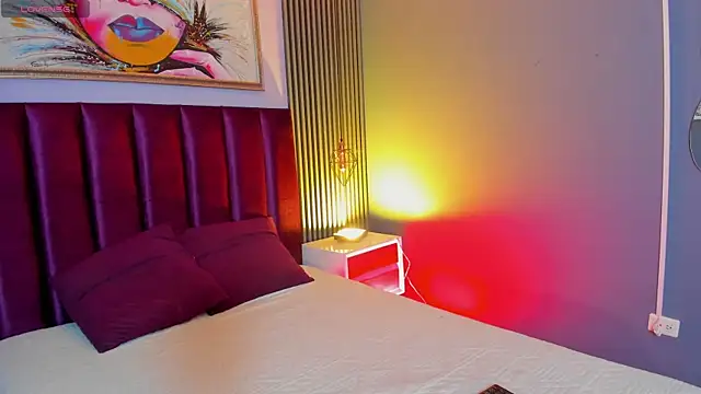 Snapshot of LauraAristizabal chatting on 03.14.26 LauraAristizabal online show from 03.14.26