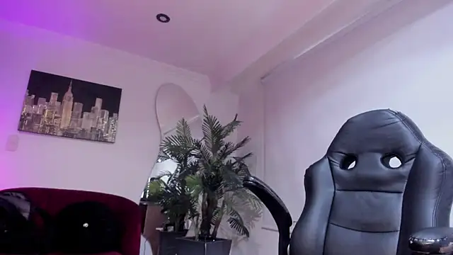 Meghan320 online show from 03.13.26