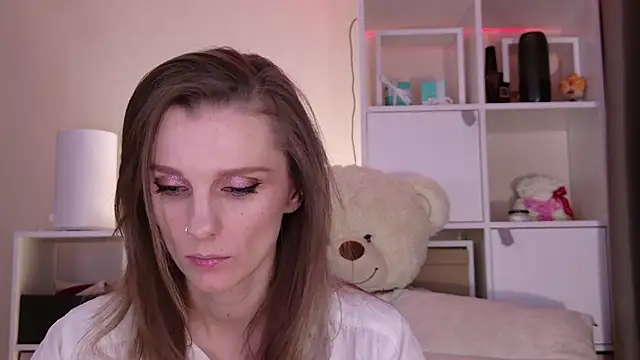 Karamelsw  online show from 03.18.26