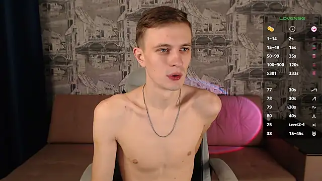 Snapshot of Oliver_Fresh chatting on 12.09.24 Oliver Fresh online show from 12.09.24