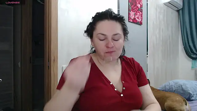 Stacy Davice online show from 11.12.25