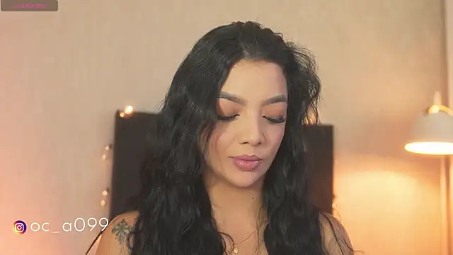 Snapshot of sarah_hiill chatting on 06.19.26 sarah hiill online show from 06.19.26