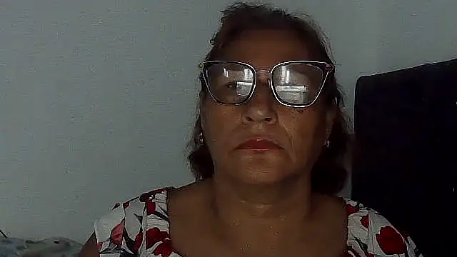 charrysexy1 online show from 11.26.25