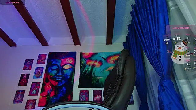 Snapshot of dimitri-bilak chatting on 12.22.24 dimitri-bilak online show from 12.22.24