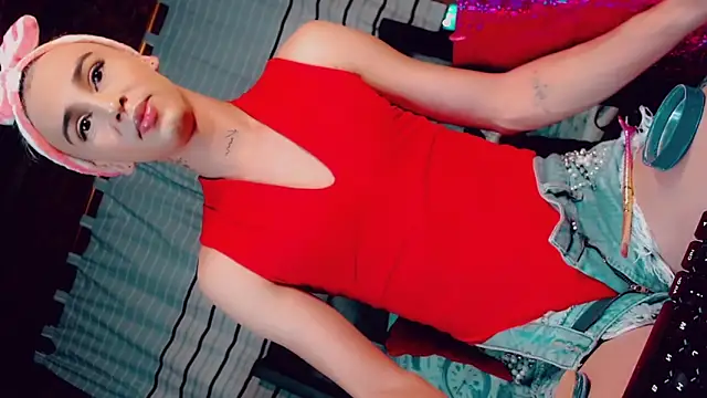 CharlotteBigCock online show from 02.08.25