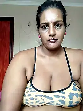 NWC4LYF online show from 04.11.26