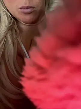 Bustyblondebabe32 online show from 01.10.26