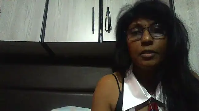 MsAttitude online show from 02.28.25