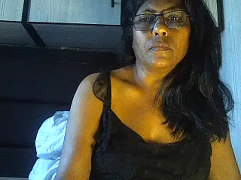 MsAttitude online show from 03.13.25