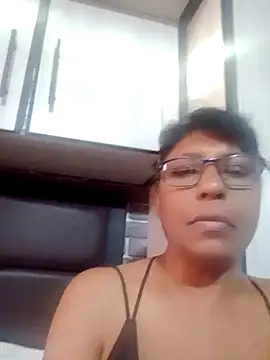 MsAttitude online show from 03.21.25