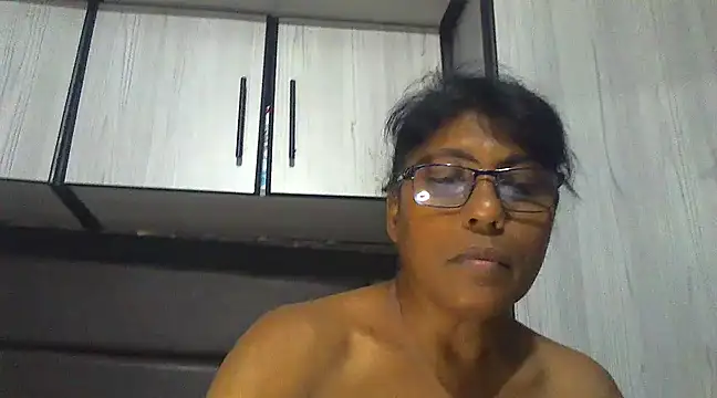 MsAttitude online show from 03.21.25