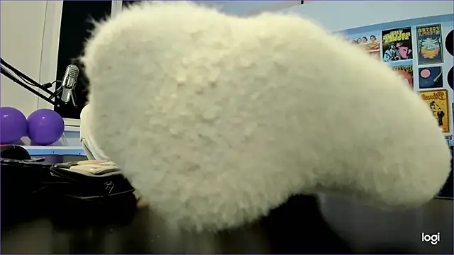 Snapshot of MistyBarnes chatting on 12.02.24 MistyBarnes online show from 12.02.24