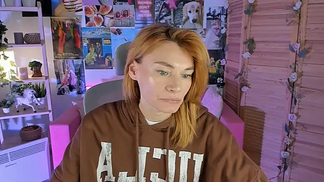 Snapshot of MistyBarnes chatting on 01.27.25 MistyBarnes online show from 01.27.25