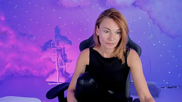 Snapshot of MistyBarnes chatting on 03.03.25 MistyBarnes online show from 03.03.25