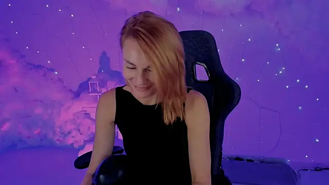 Snapshot of MistyBarnes chatting on 03.03.25 MistyBarnes online show from 03.03.25