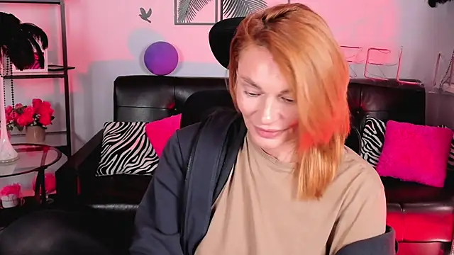 Snapshot of MistyBarnes chatting on 03.06.25 MistyBarnes online show from 03.06.25