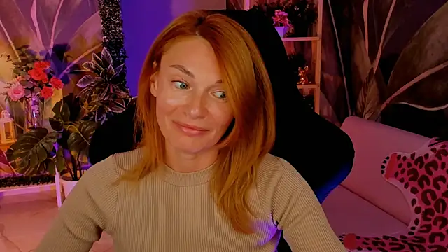 Snapshot of MistyBarnes chatting on 09.20.25 MistyBarnes online show from 09.20.25