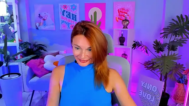 Snapshot of MistyBarnes chatting on 10.19.25 MistyBarnes online show from 10.19.25