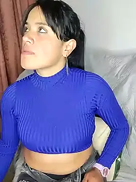 Snapshot of zhayra_rose chatting on 01.11.25 zhayra rose online show from 01.11.25