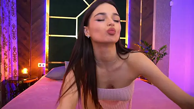 LittleeCutee online show from 03.10.25