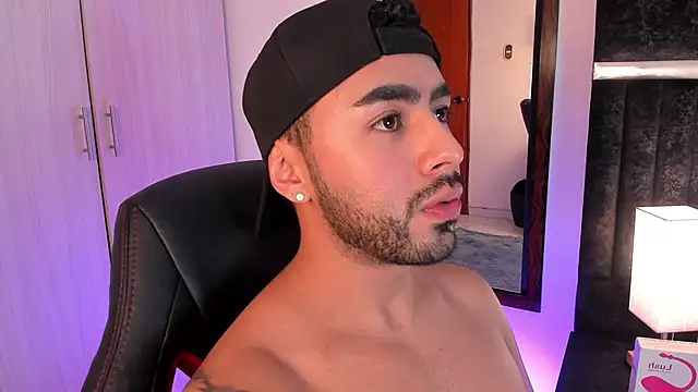 ItsMeEros online show from 12.06.24