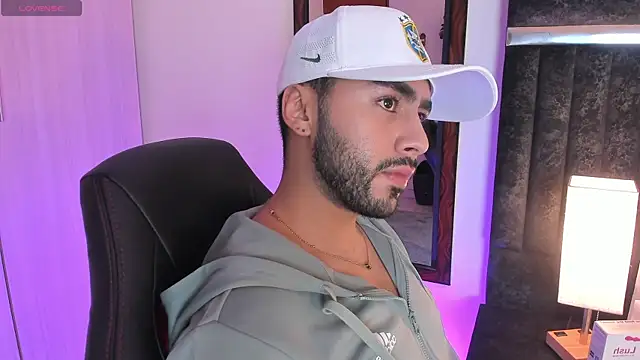 ItsMeEros online show from 03.19.25