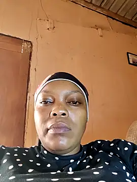 Snapshot of EbonyBuu chatting on 05.12.26 EbonyBuu online show from 05.12.26