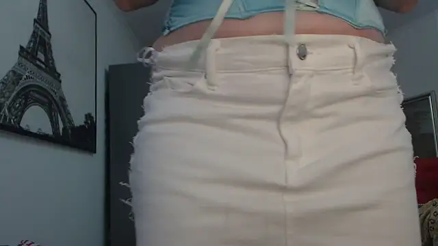 AnnaBellaLuckyXOXO online show from 12.17.25