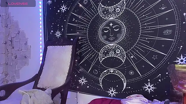 Eva Lee  online show from 11.02.25