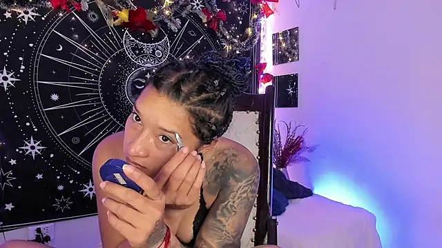 Eva Lee  online show from 12.14.25