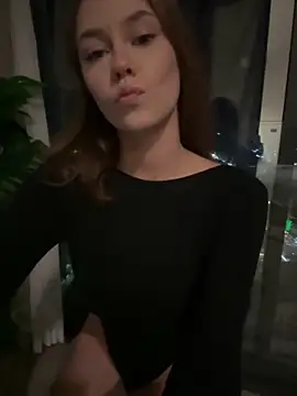 Snapshot of Meow_Sophie chatting on 02.23.25 Meow Sophie online show from 02.23.25