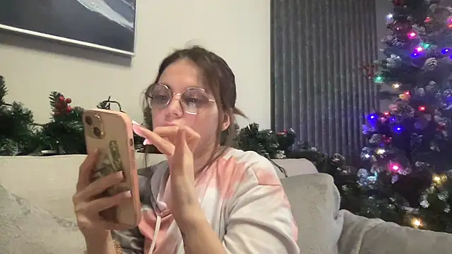 lovebellagrey online show from 01.16.25