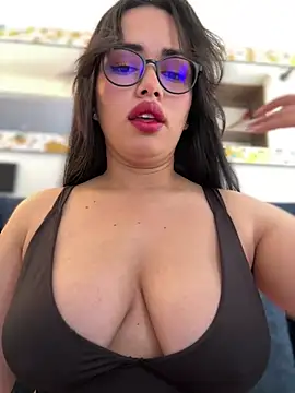 Snapshot of andra_rose chatting on 01.26.25 andra rose online show from 01.26.25