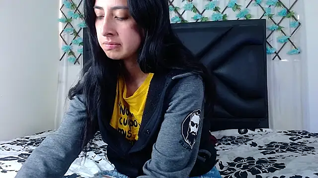 EmmaWilliamss online show from 12.19.25