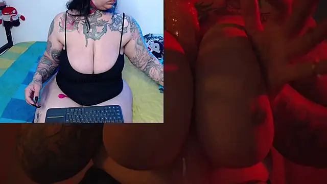 Snapshot of VampGirl1 chatting on 03.18.26 VampGirl1 online show from 03.18.26