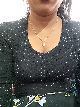 ANGE-MOU online show from 04.11.26