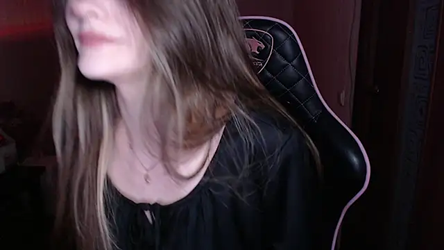 Snapshot of jeann_elsaa chatting on 04.05.26 jeann elsaa online show from 04.05.26