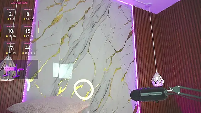 haylie  online show from 03.08.25