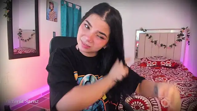 victoriaasaenz  online show from 02.08.26