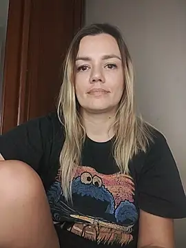 KrissSexi online show from 11.22.25