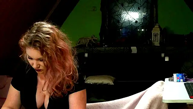 xNaughtyNatali online show from 03.17.25