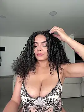 Mariecurl online show from 03.26.26