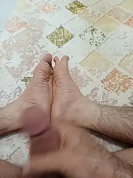 Hardapple01 online show from 01.12.25