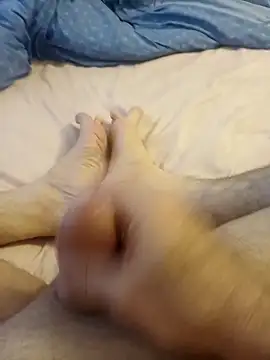 Hardapple01 online show from 11.16.25