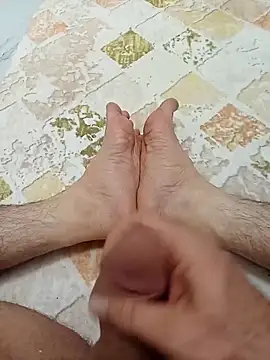 Snapshot of Hardapple01 chatting on 02.11.26 Hardapple01 online show from 02.11.26