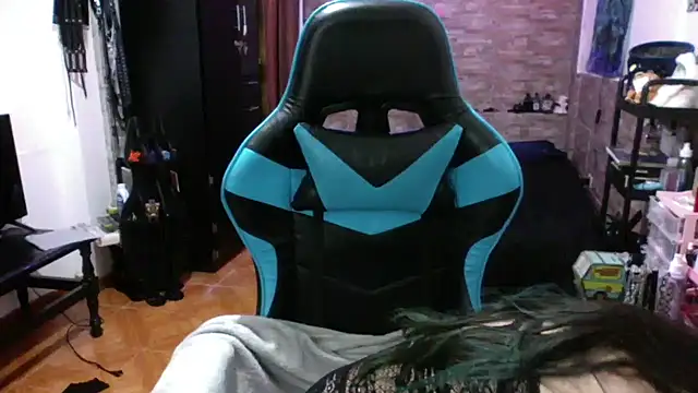 AngelaQueen  online show from 11.14.25