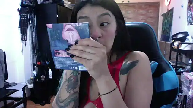 AngelaQueen  online show from 11.17.25