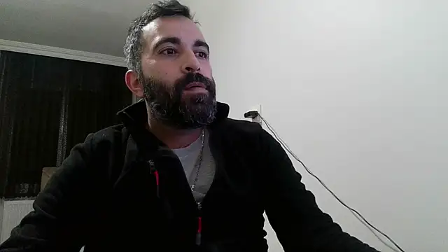 Snapshot of tgltplsr chatting on 12.20.24 tgltplsr online show from 12.20.24