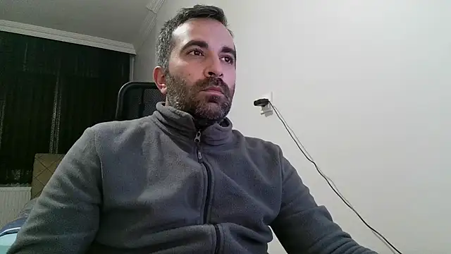 Snapshot of tgltplsr chatting on 12.24.24 tgltplsr online show from 12.24.24